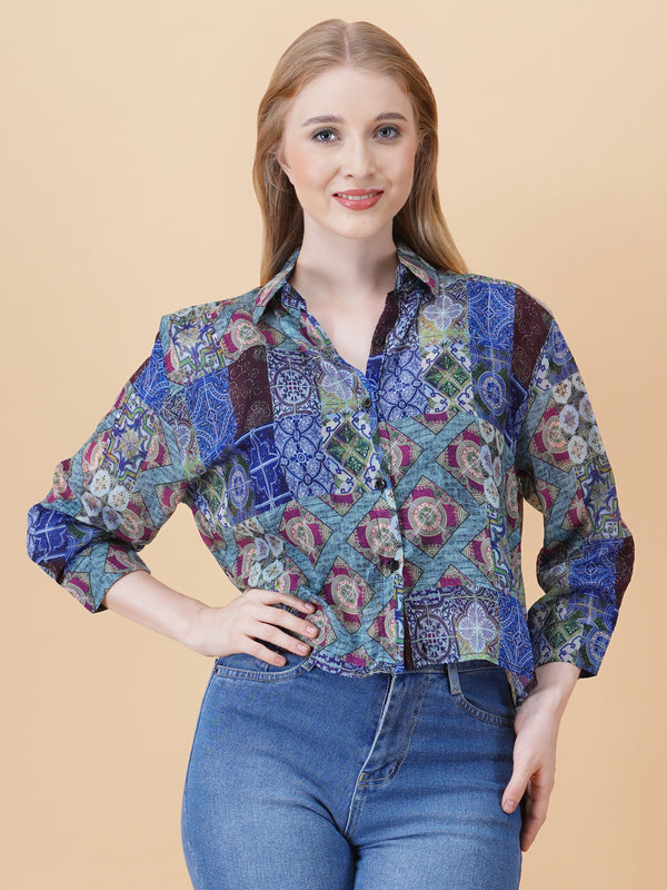 Back Slit Crop Spegiti Shirt