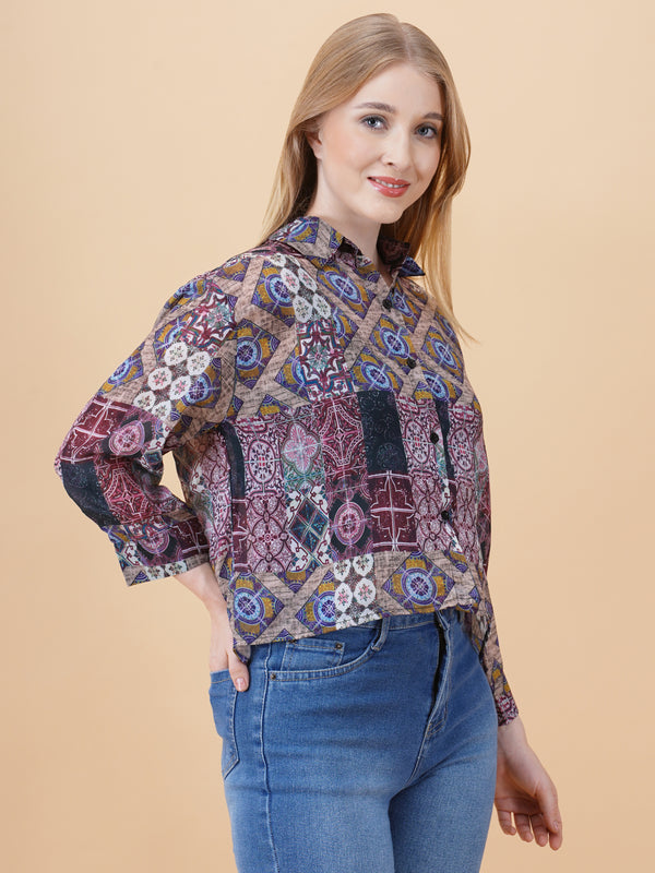 Back Slit Crop Spegiti Shirt